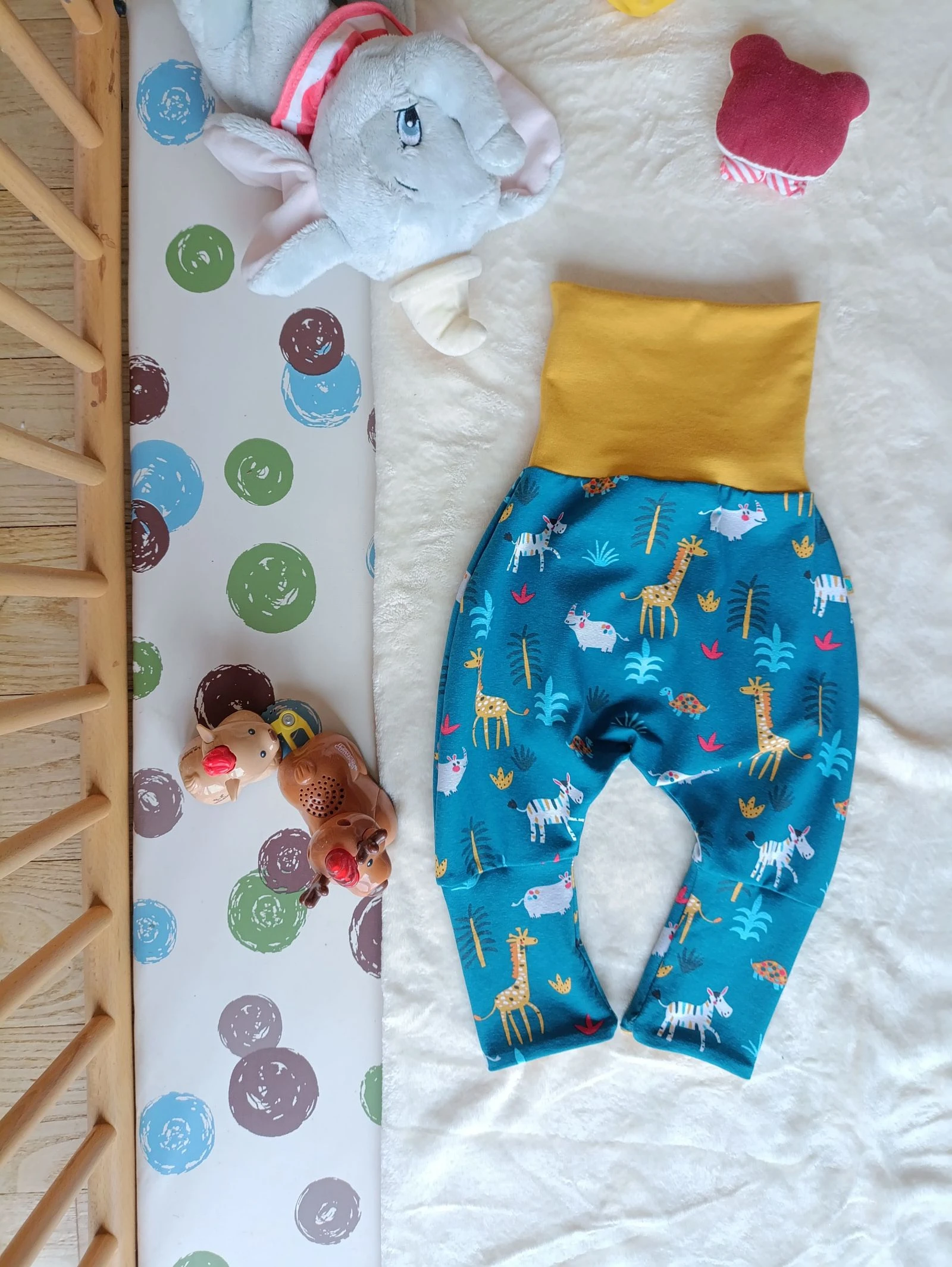 Pantalón holgado ajustable para bebé • 3-12 meses • con animales – photo 4